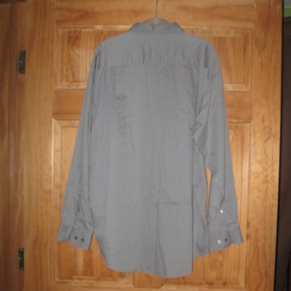 Slates Gray Checkered Long Sleeve Button Down Shirt - Picture 2 of 2